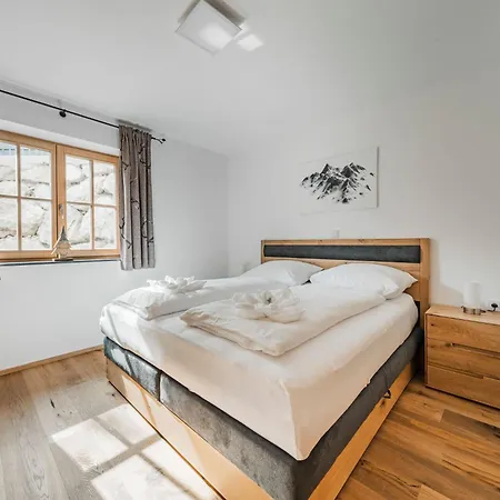 Dachstein West 1b By Interhome